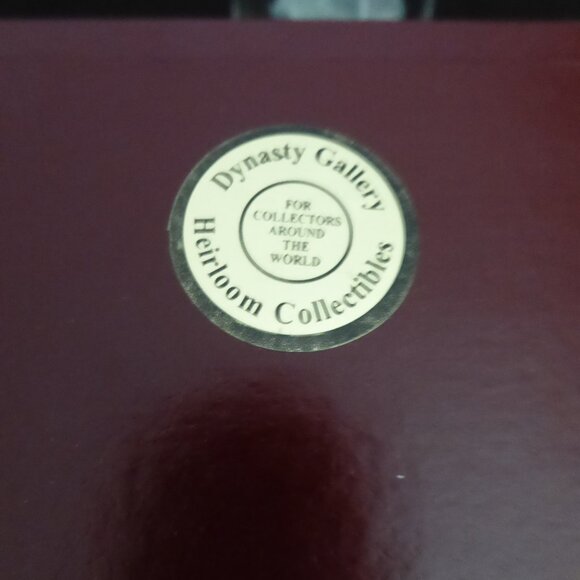 ART GLASS DYNASTY GALLERY WHITE JELLYFISH GLASS PAPER WEIGHT (NEW IN BOX) - Picture 7 of 10